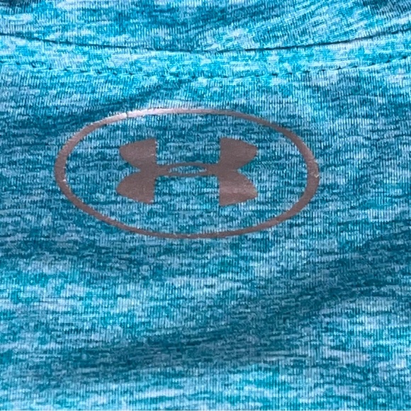 Under Armour Women’s Tech Short Sleeve V Neck Top - Picture 8 of 9